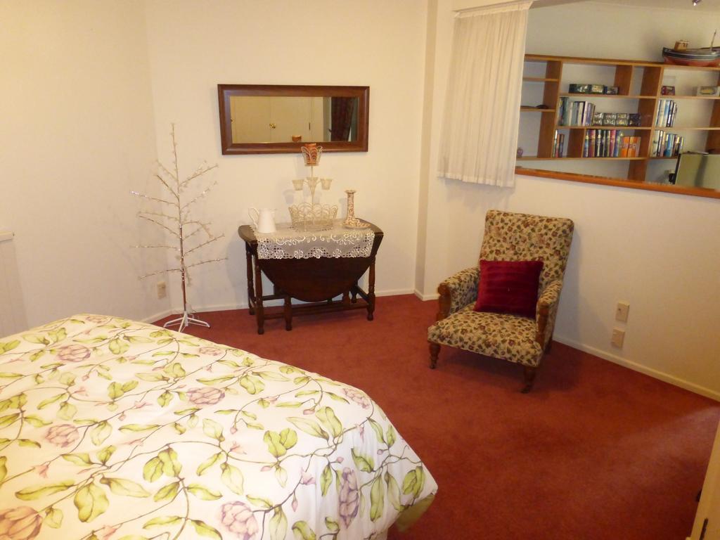 Oamaru House Bed & Breakfast Bilik gambar